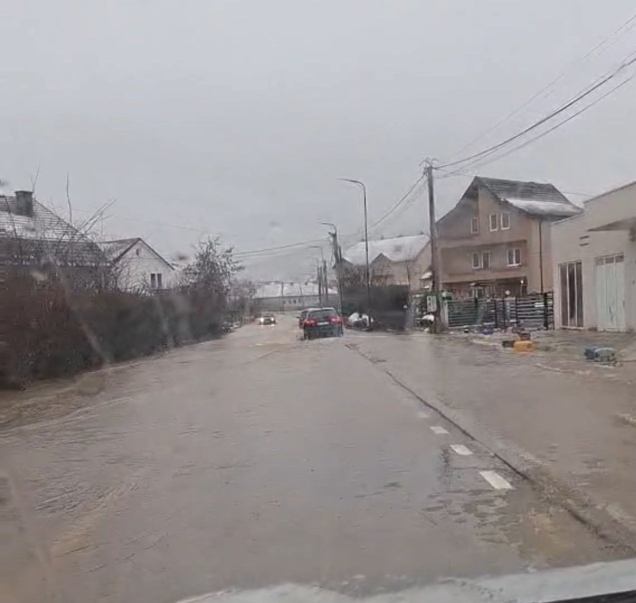 Reshjet e vazhdueshme  Komuna e Lipjanit  Gjendja me vërshime është rënduar