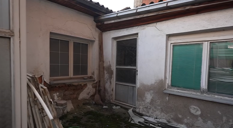 Ekskluzive: Brenda zyrës së Adem Demaçit dhe UÇK-së në Prishtinë pas 26 vitesh - pse u harrua?