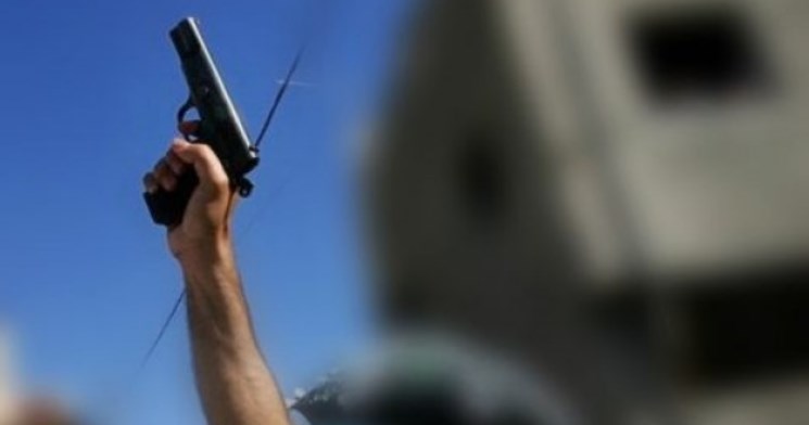 Të shtëna me armë në Suharekë, arrestohen tre persona