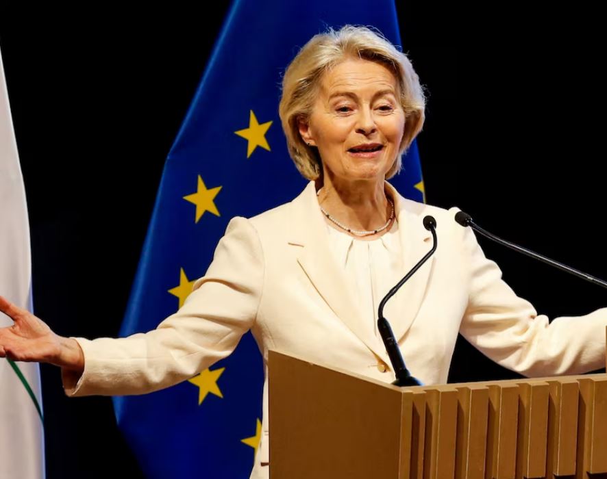 Po punohet për një paketë për të mbështetur sigurinë e Arktikut  thotë Von der Leyen