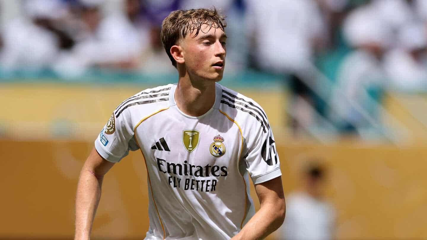 Real Madrid refuzon dy oferta për Huijsen