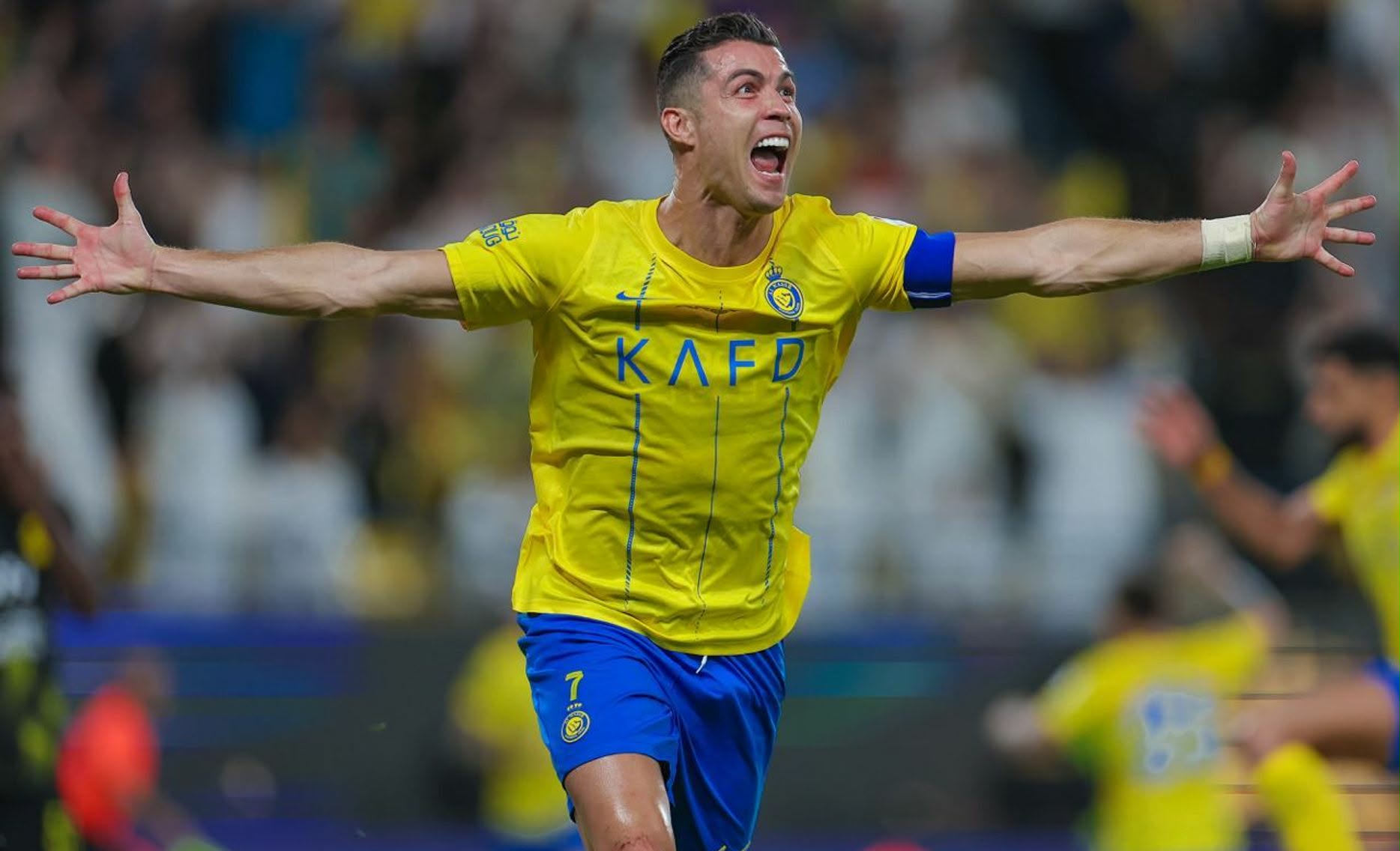 Cristiano Ronaldo drejt rikthimit në Premier League?