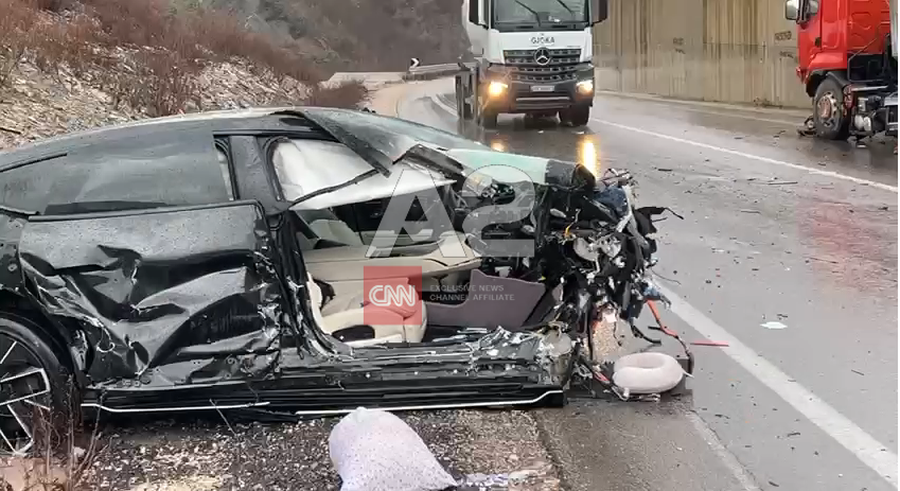 Aksident i rëndë në Rrugën e Arbrit  tre të lënduar pas përplasjes me kamionin