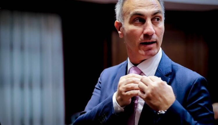 Arrestohet në Bllacë zëvendëskryeministri i Maqedonisë  Artan Grubi