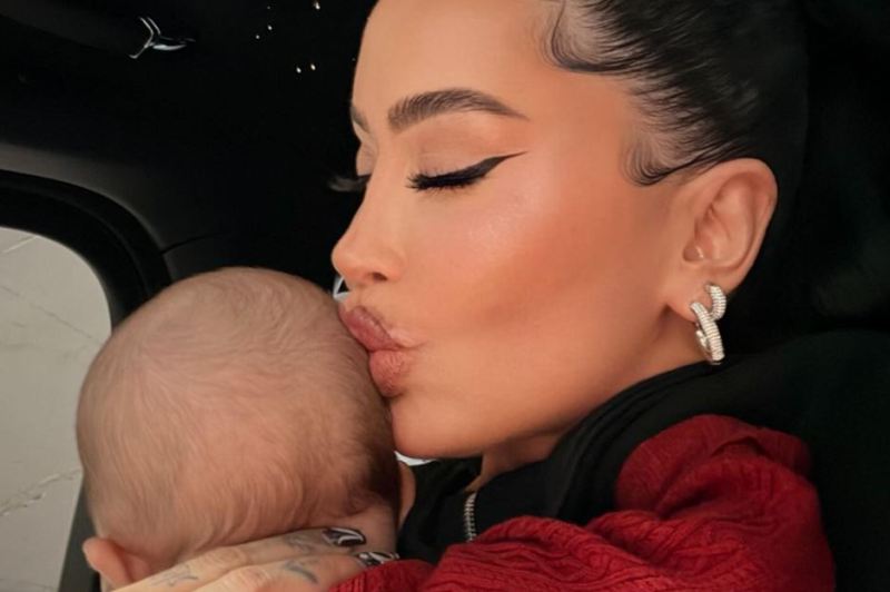  Dashuria ime më e madhe   Dafina ndan momentet më të ëmbla me të birin  FOTO 