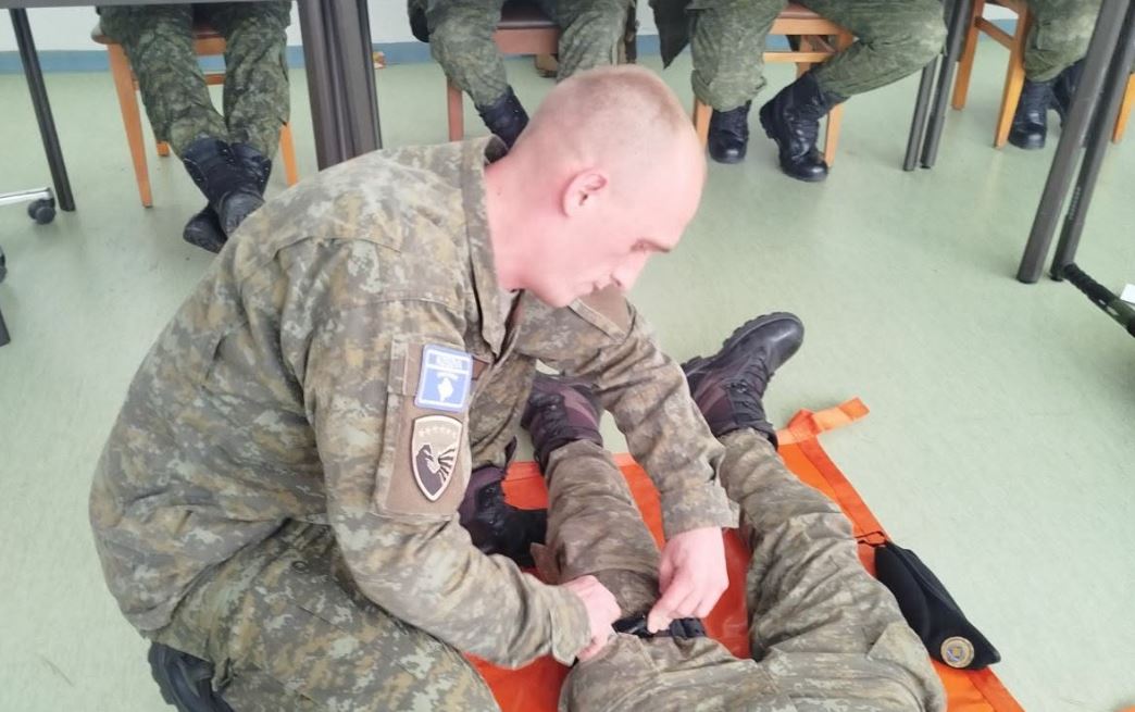 FSK realizon kursin “Combat Life Saver” për kujdes mjekësor në fushëbetejë 