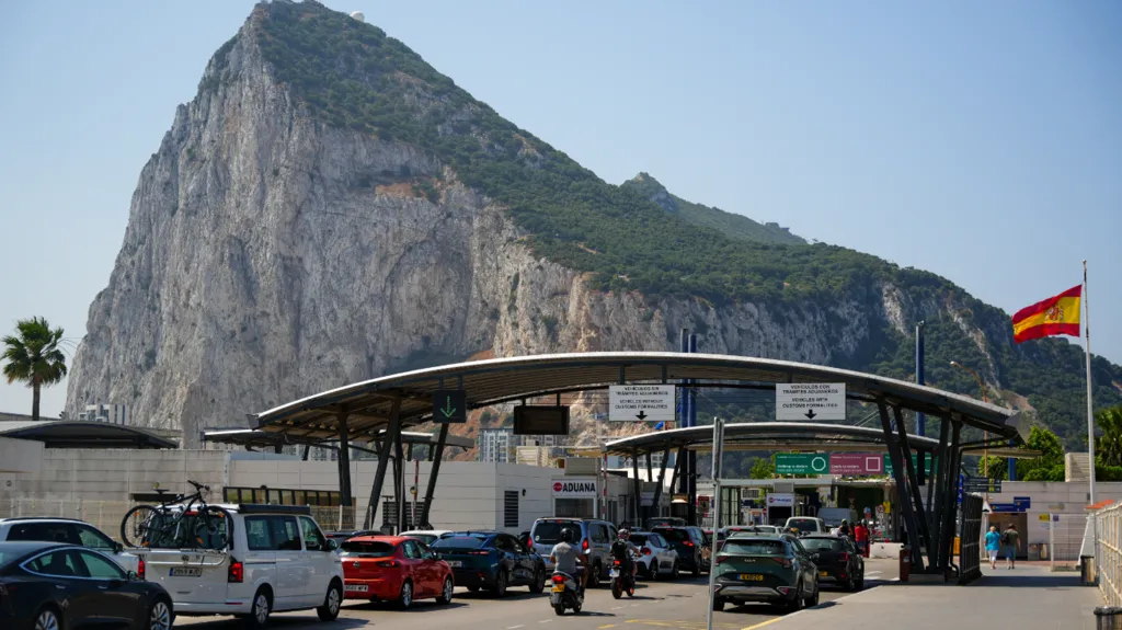 Spanja do të kryejë kontrolle në Gjibraltar sipas marrëveshjes së Brexit