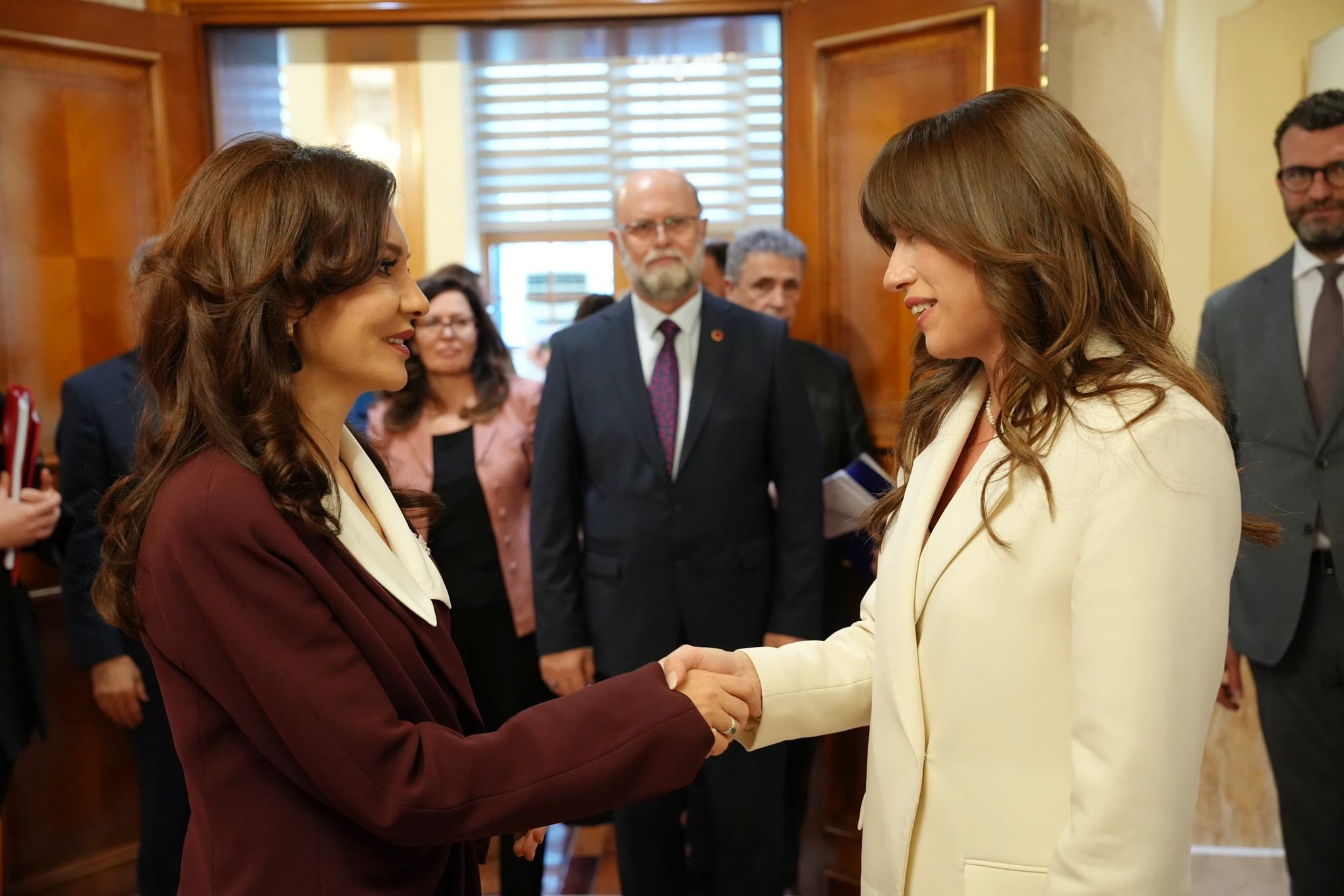 Haxhiu tregon çka diskutoi me Spiropalin
