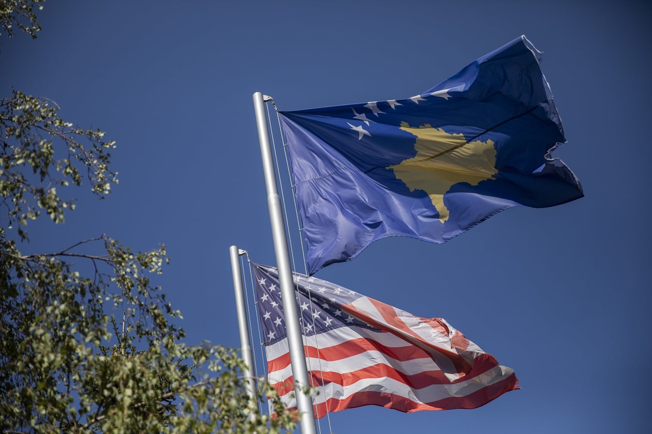 Ambasada e SHBA-së thotë se vendimi i KQZ-së për Listën Serbe “minon partneritetin ShBA-Kosovë”