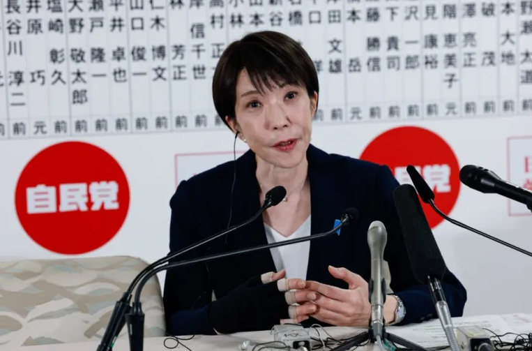 Kryeministrja japoneze premton ulje taksash pas fitores historike