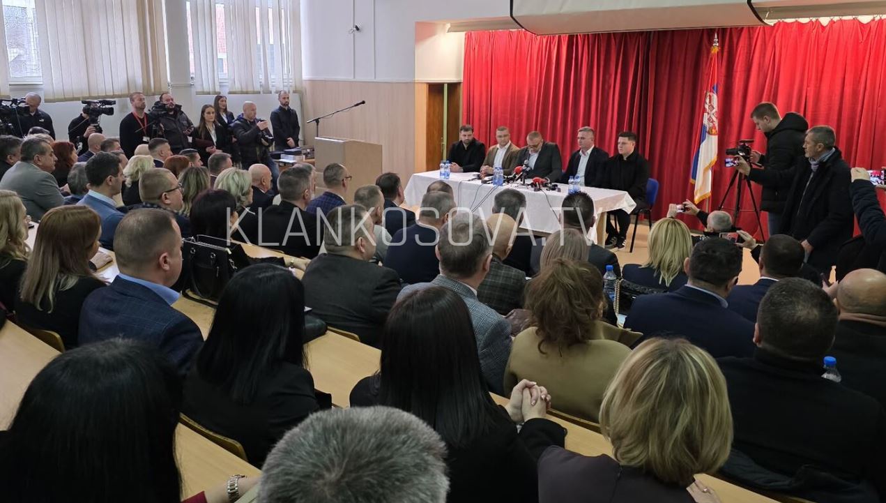 Nis takimi urgjent me përfaqësuesit e 10 komunave nga Lista Serbe