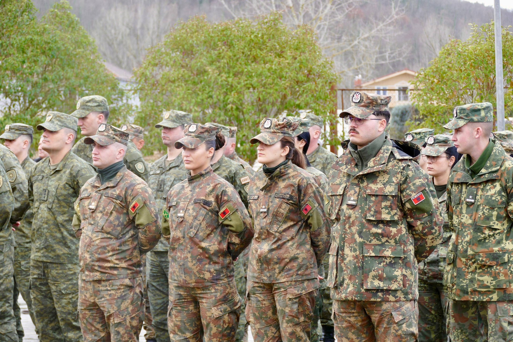 Amerikanët trajnojnë ushtarët e Kosovës dhe Shqipërisë për incidente me municione