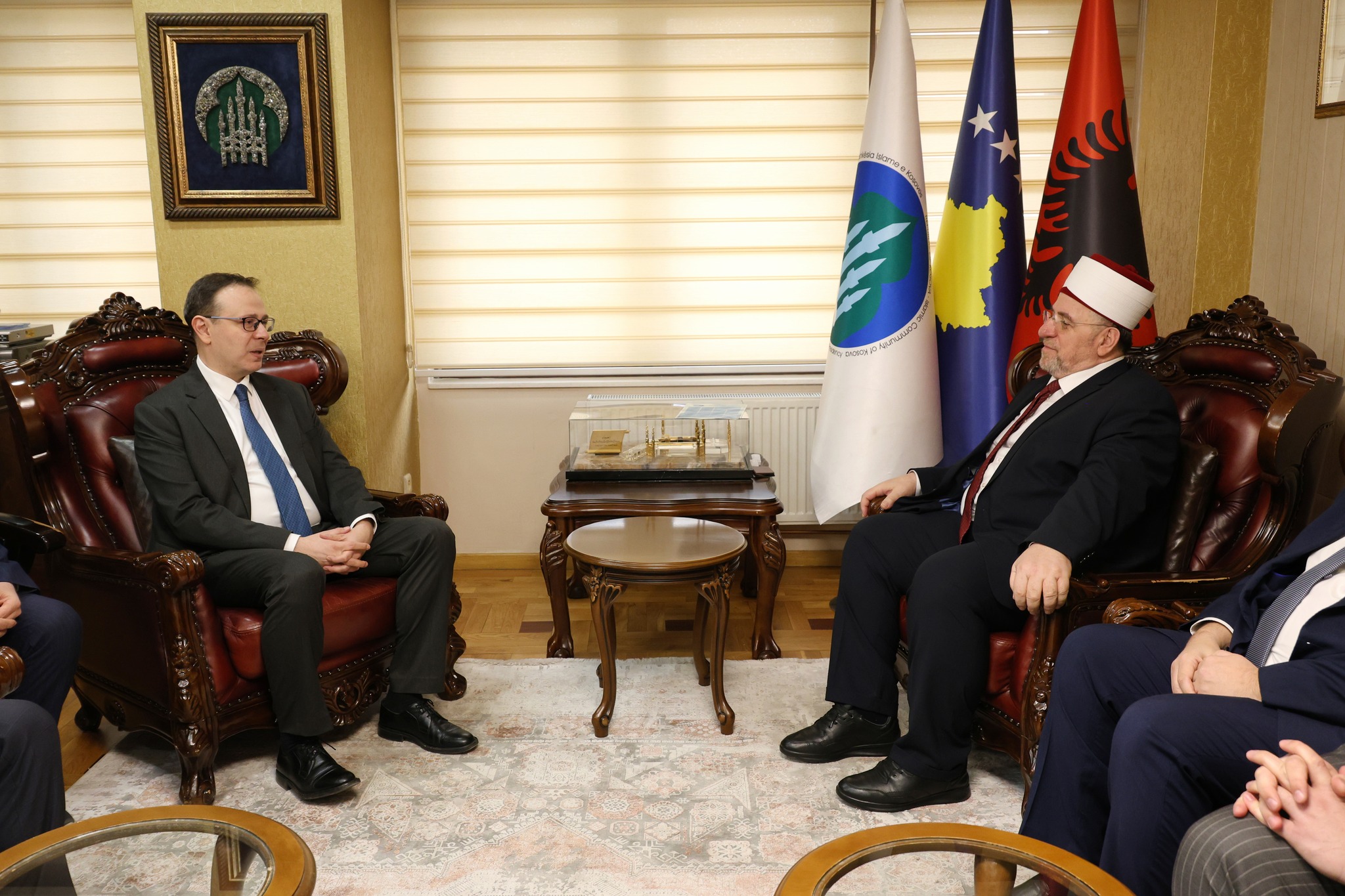 Tërnava takohet me ambasadorin turk, riafirmohet partneriteti Kosovë -Turqi