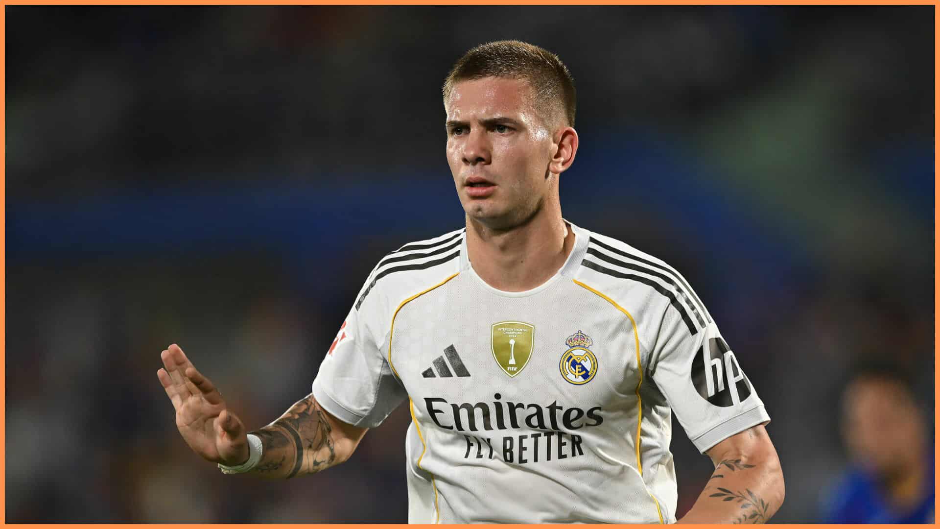 dy-skuadra-angleze-e-kerkojne-mastantuonon