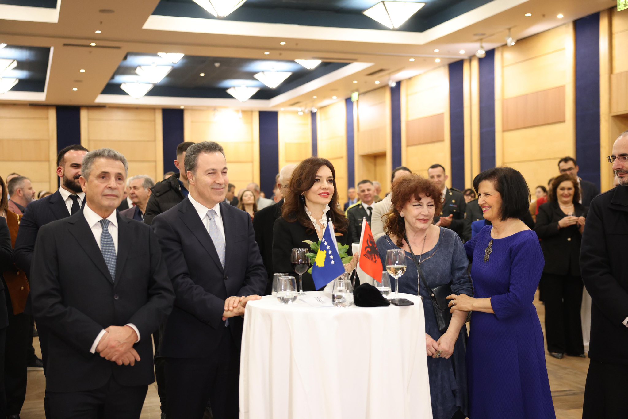 Urimi i Spiropalit për 18 vjet shtet: Shqipëria qëndron krah Kosovës si motër dhe si aleate