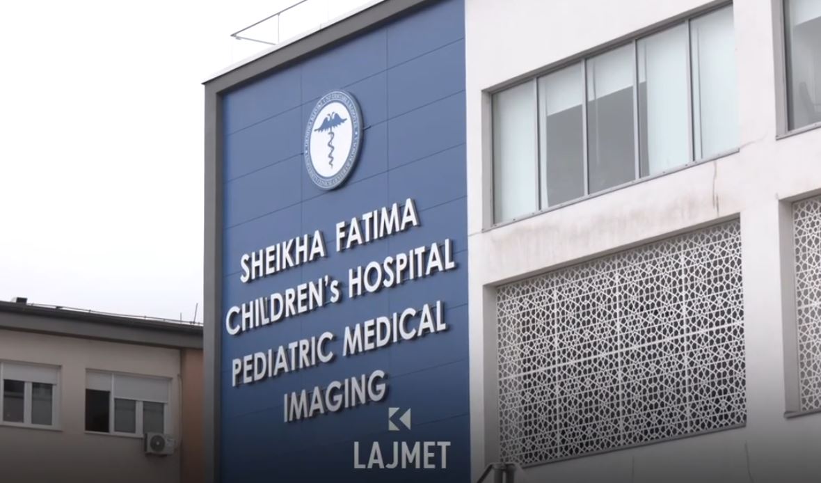 Suspendohen nga puna dy kirurgët që u rrahën ditë më parë në QKUK