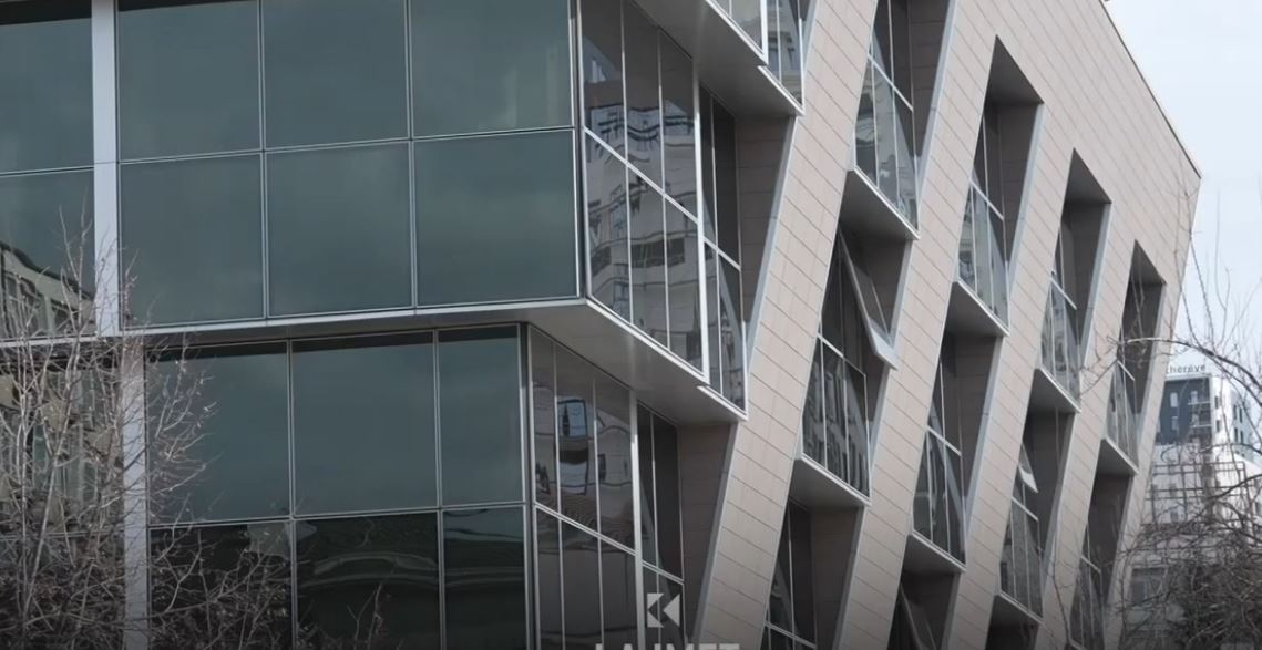 nderhyrja-ne-libra-a-rishikohen-kurrikulat-vec-per-tre-muaj-video