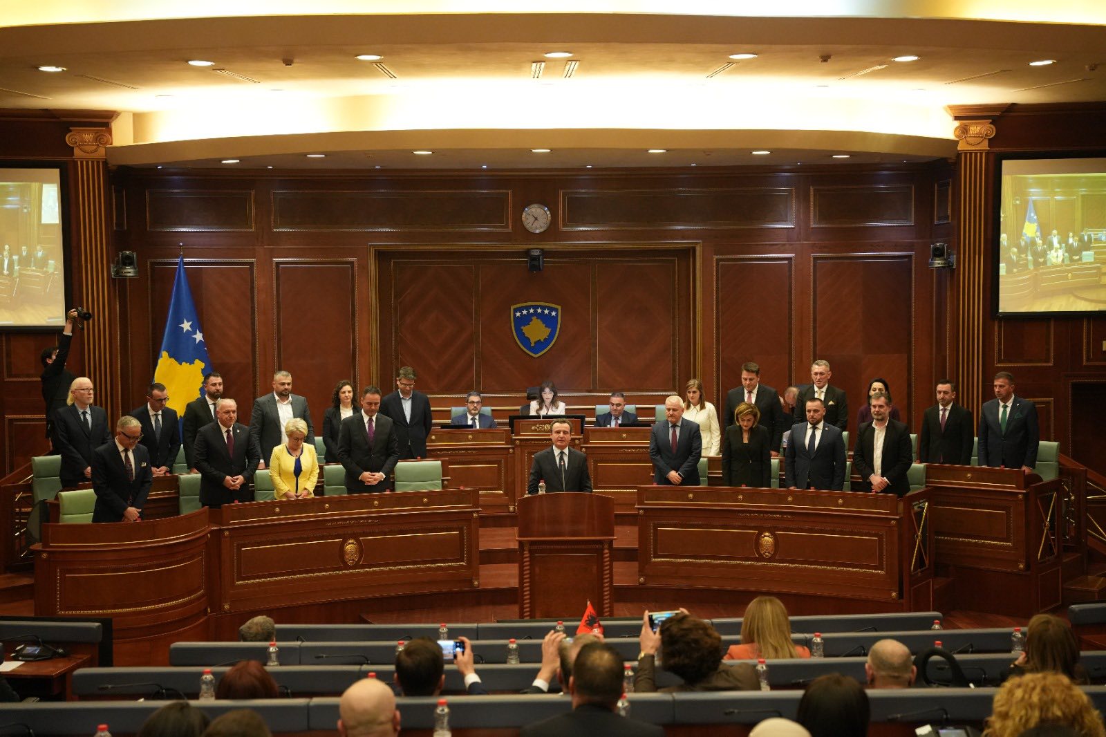 16 kandidatët e LVV-së do të bëhen deputetë në vend të ministrave
