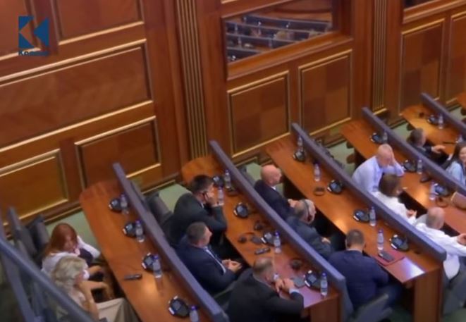 Zlatan Elek jep dorëheqje nga pozita e deputetit të Kosovës