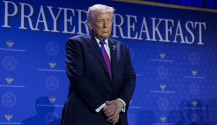 Sërish e përmend Kosovën, Hoxhaj shpërndan fjalimin e Trumpit në Lutjet e Mëngjesit (VIDEO)