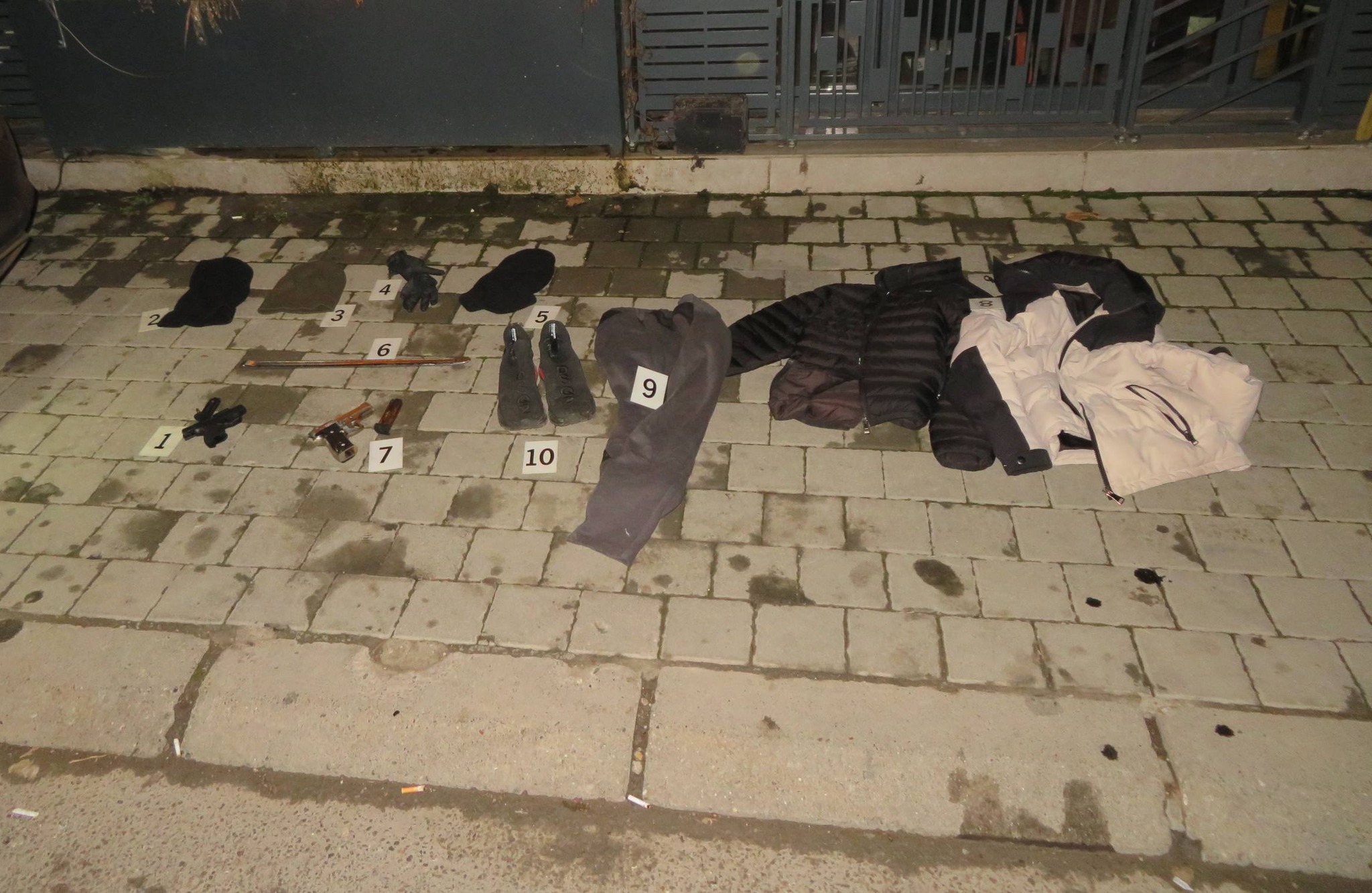 Detaje për grupin e plaçkitësve që kryen grabitjen në Prizren  njëri në arrati