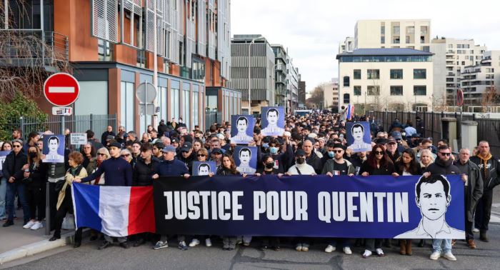 Mijëra njerëz marshojnë në Lion pas vrasjes së aktivistit francez javën e kaluar