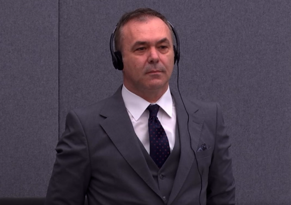 LIVE| Mbrojtja e Rexhep Selimit përfundon fjalën e fundit, vazhdon ajo e Jakup Krasniqit