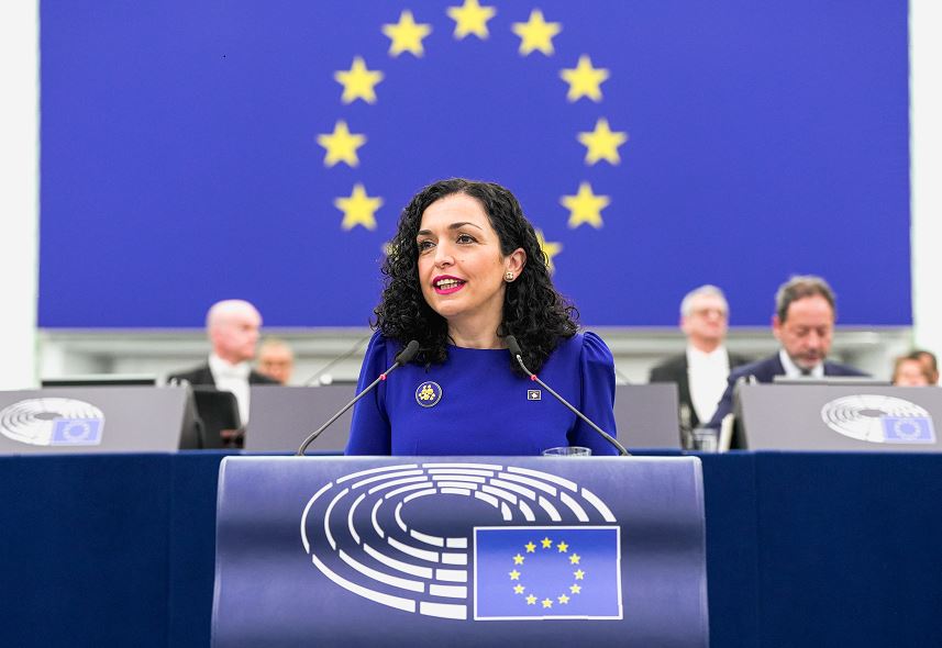 "Aleanca euroatlantike është zgjedhja jonë", fjalimi i Osmanit për synimin e Kosovës (VIDEO)