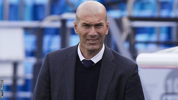 Arrihet marrëveshja, Zidane trajner te kjo kombëtare
