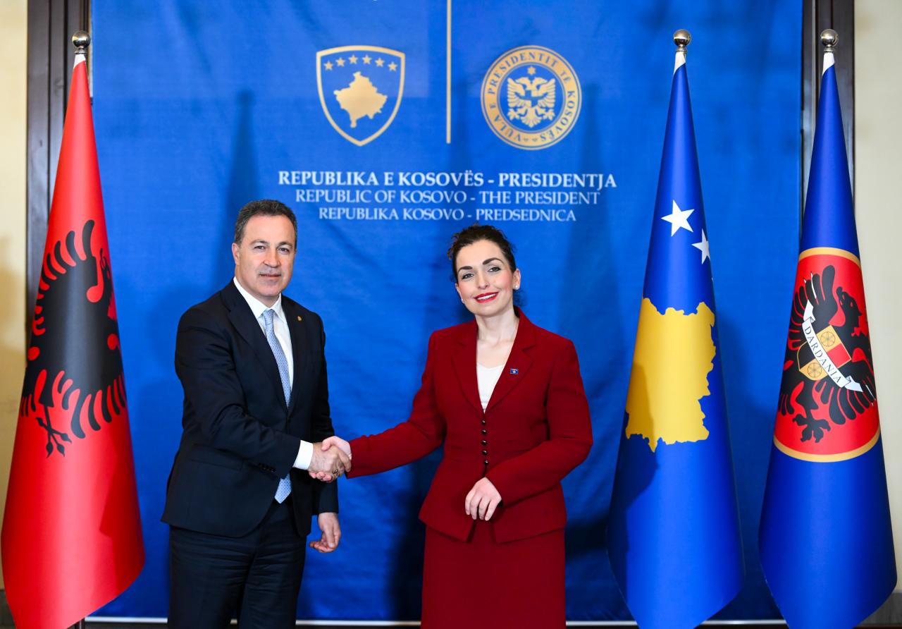 Kosova dhe Shqipëria rikonfirmojnë aleancën strategjike në takimin Osmani-Peleshi
