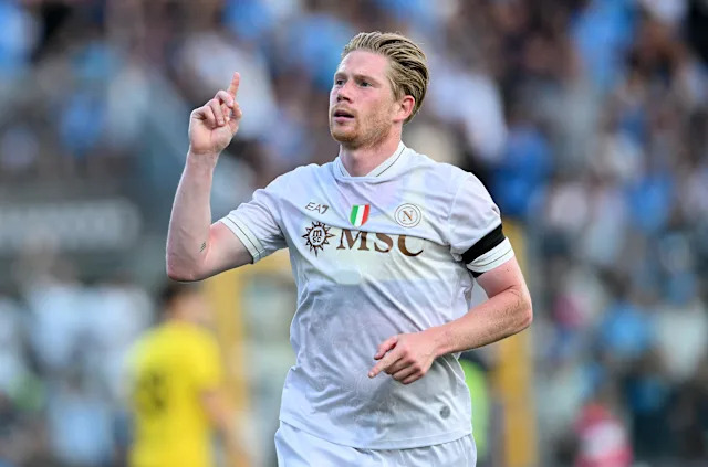 Kevin De Bruyne rikthehet në stërvitje me Napoli pas disa muajsh mungesë