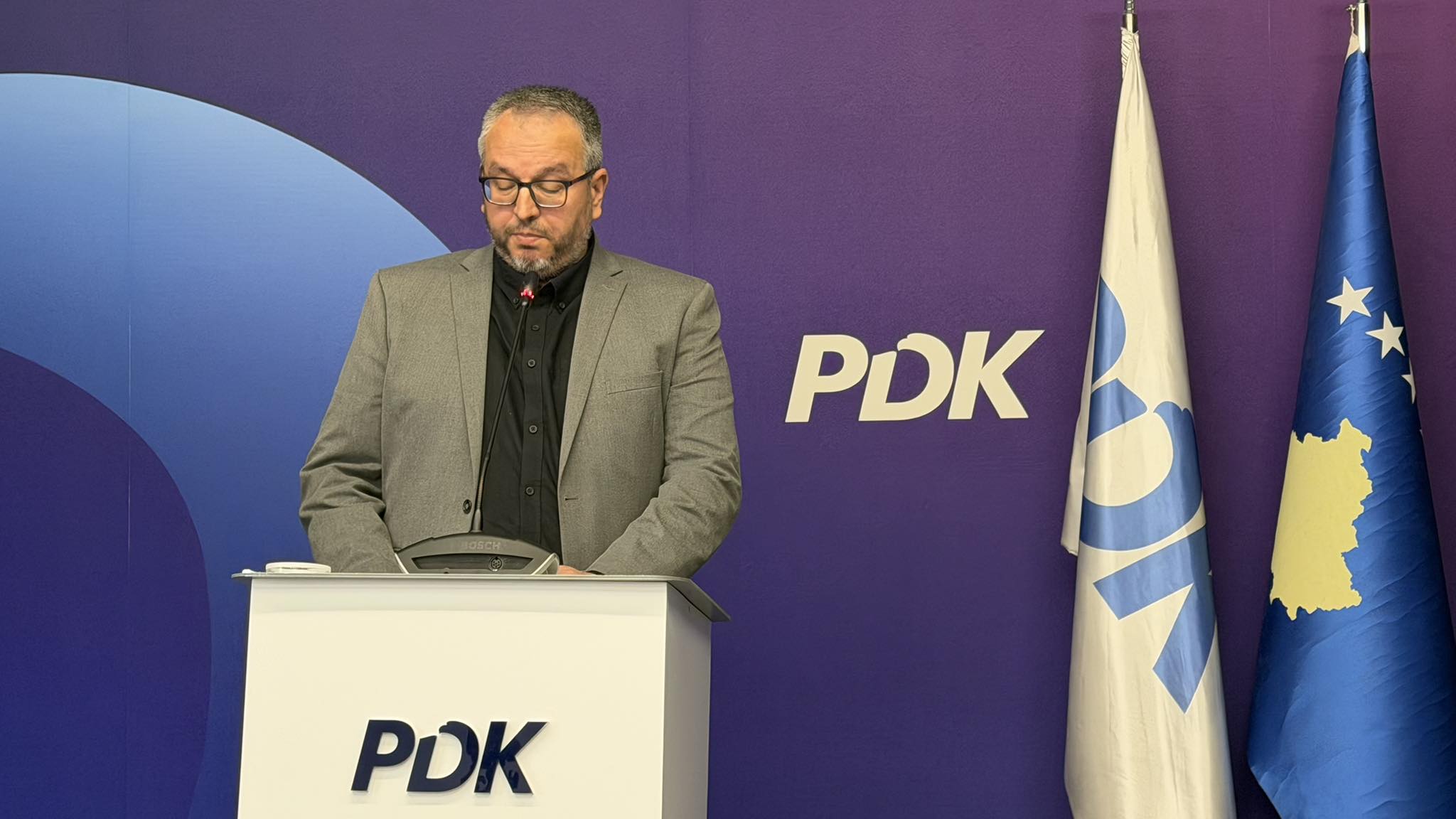 Gjoshi: PDK-së i takon anëtari i dytë në KQZ - mosemërimi i tij nga Presidentja Osmani, shkelje kushtetuese
