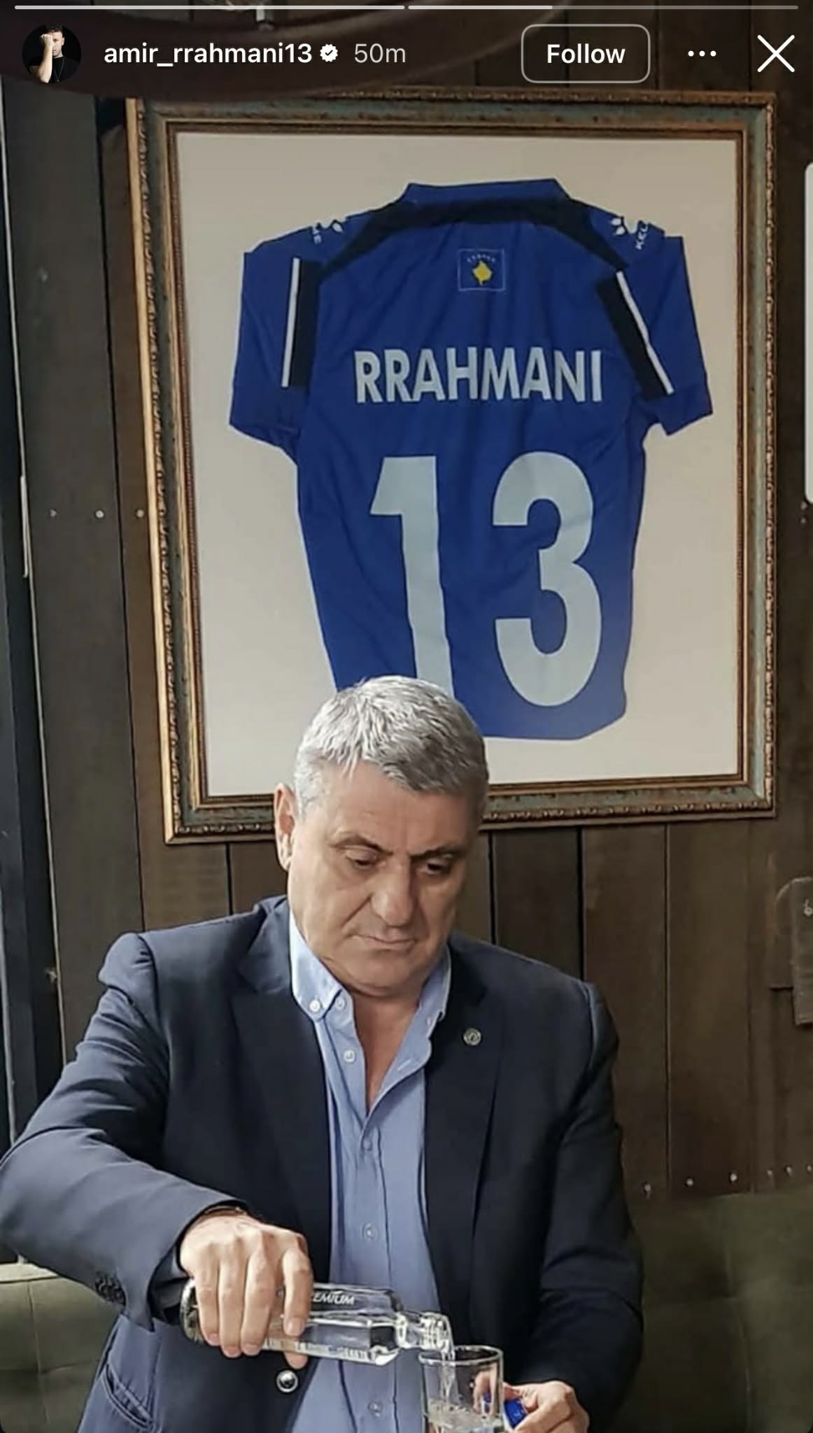 Amir Rrahmani shpërndan fotografi të Fadil Vokrrit në prag të ndeshjes Kosovë Turqi