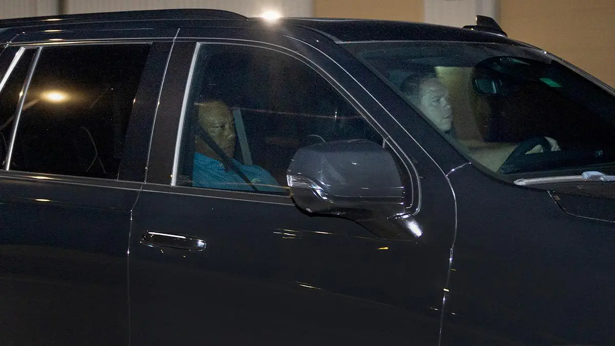 Tiger Woods nën ndikimin e alkoolit? Zbulohen detajet e aksidentit të yllit të golfit