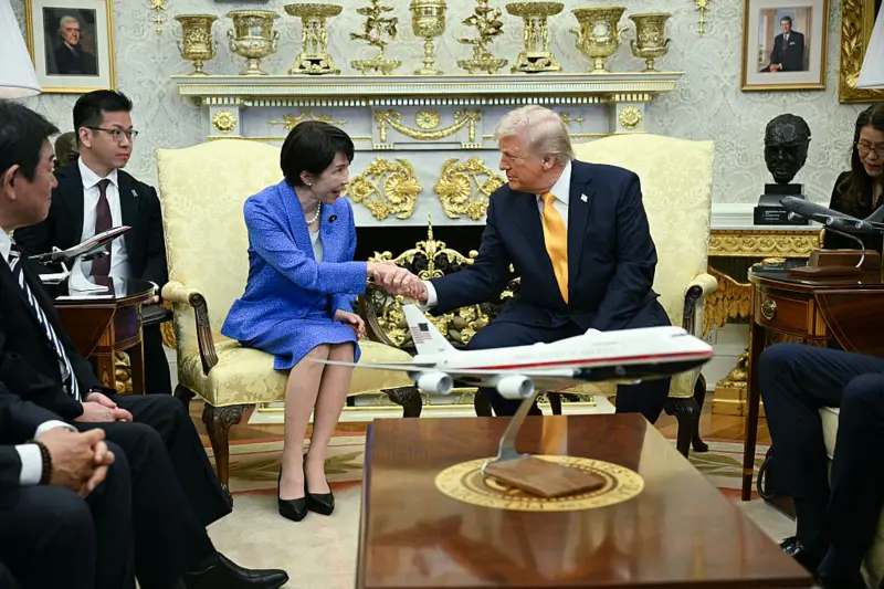 Kryeministrja japoneze në Shtëpinë e Bardhë: Vetëm Trump mund të arrijë paqen në gjithë botën