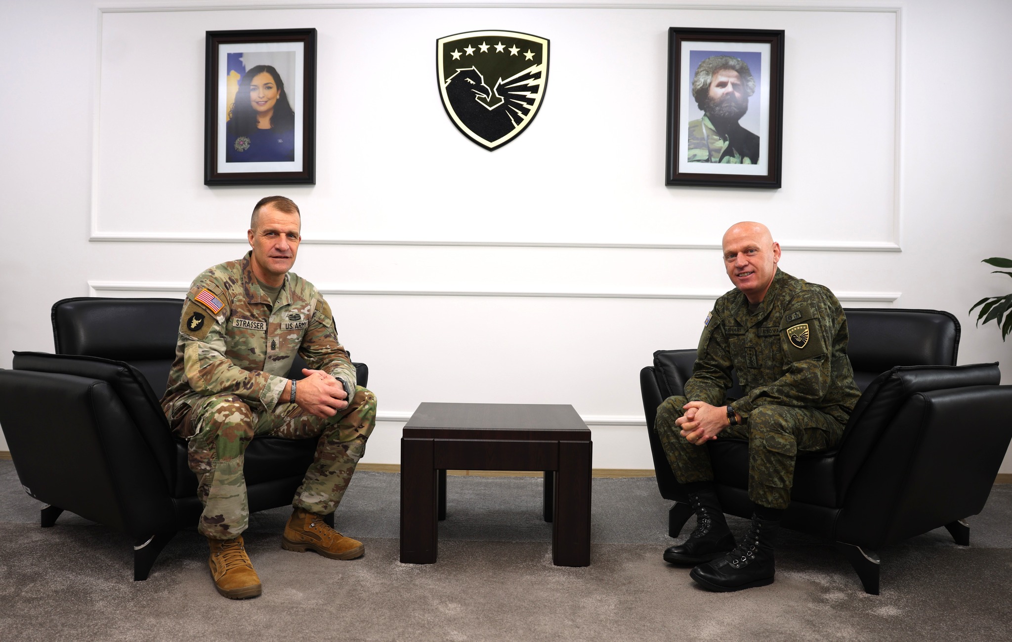 Jashari takon Strasser, flasin për bashkëpunimin e shkëlqyer ndërmjet FSK-së dhe Ajovës