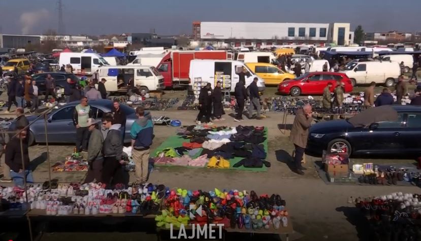 Tregu i automjeteve: Inspektorët kundër shitësve të shpezëve (VIDEO)