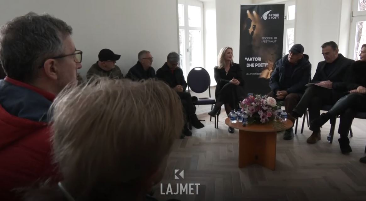 Festivali në Prishtinë: Fjala i bashkon aktorin dhe poetin (VIDEO)