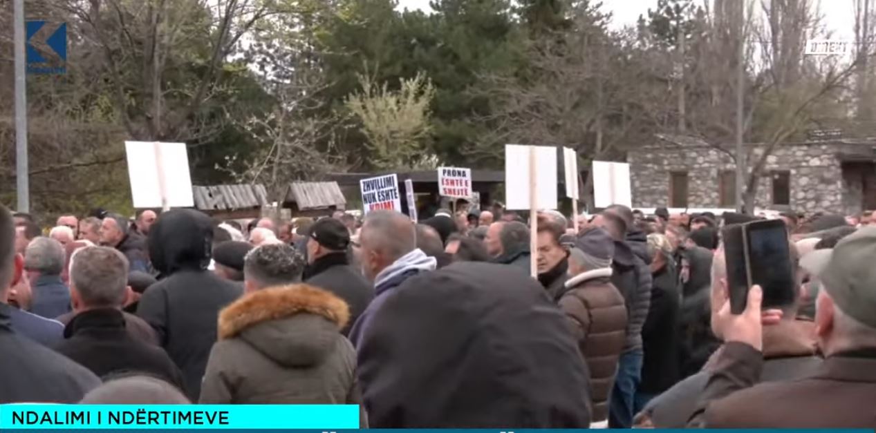 Rugovasit kundërshtojnë Ministren Pacolli (VIDEO)