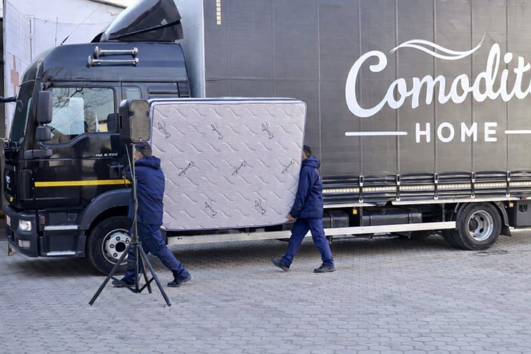 “Comodita Home” dhuron dyshekë për stafin e Brigadës së Zjarrfikësve në Gjakovë