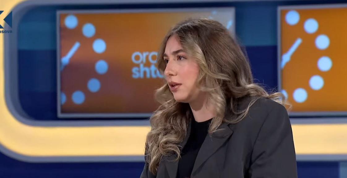 Rritja e çmimeve barrë për studentët, Stublla: Jam detyruar të filloj punë (VIDEO)