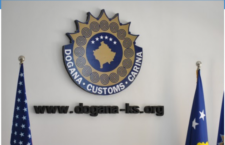 Dyshime gjatë kontrolleve, Dogana thotë se zyrtari i saj u kërcënua nga një përfaqësues i kompanisë së naftës