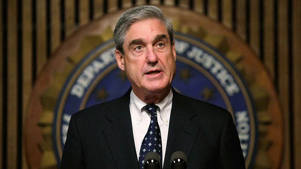 Vdes ish-shefi i FBI-së, Robert Mueller