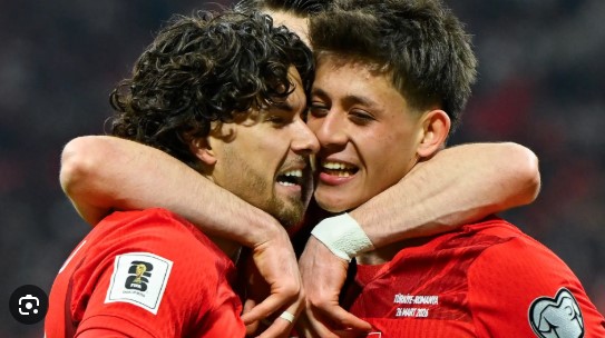 Me një gol Turqia e prek finalen e playoff-it