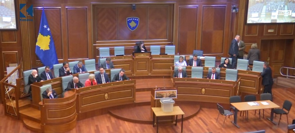 Seanca për Presidentin, kutia e votimit vendoset në sallë