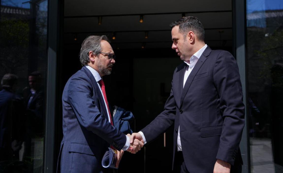 Abdixhiku dhe Giaufret flasin për çështjen e Presidentit dhe rolin e institucioneve në këtë proces