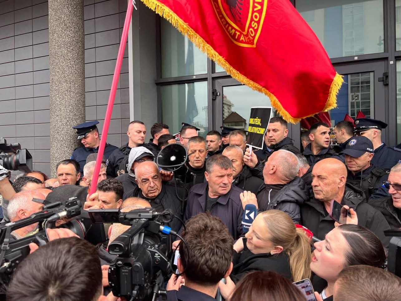 OVL e UÇK-së: Nëse s’ka reflektim institucional, protestat do të vazhdojnë