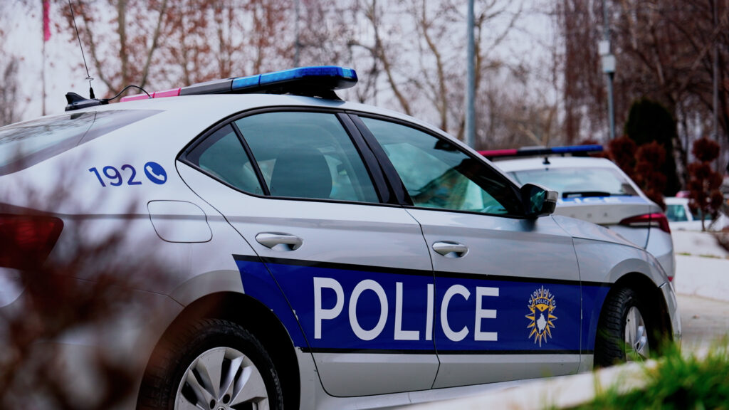 Tentativë sulmi me kaçavidë në Prishtinë dhe përplasje me policinë, arrestohet i dyshuari