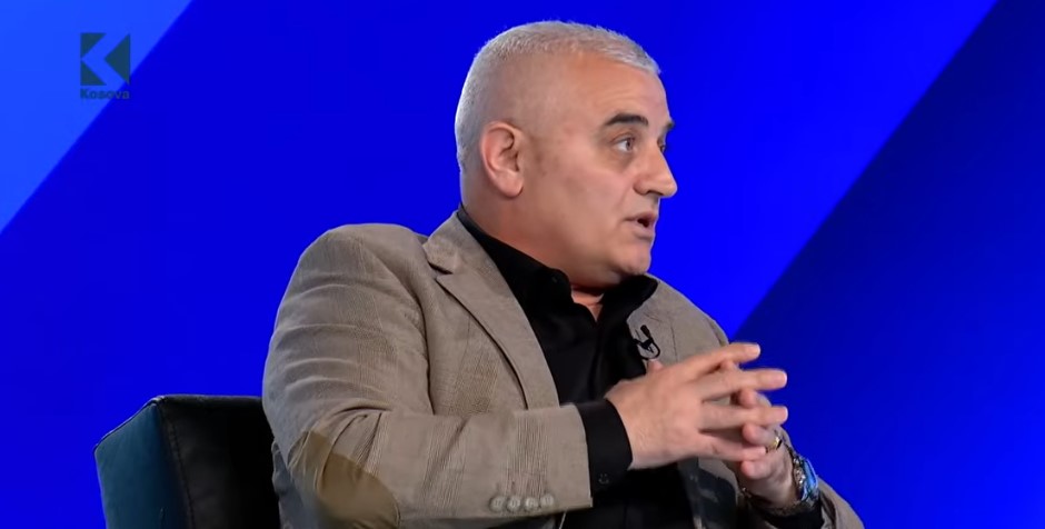 I mbijetuari i Masakrës së Dubravës: Qëllimi i Shkëlzen Gashit është shtrembërimi i historisë (VIDEO)