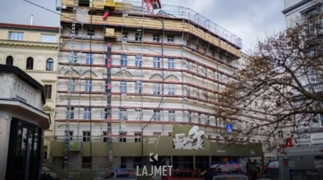 Tragjedia në Vjenë: Trupat e kosovarëve u nxorën pas gati 3 orësh (VIDEO)